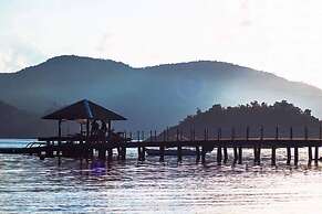 Pangulatan Beach Resort - Dormitory