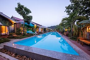 Commander Lodge