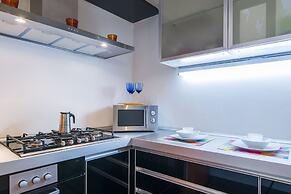Della Scala Modern Apartment