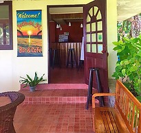 Puesta del Sol Beach Bungalows