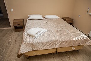 Zima Leto Apart Hotel