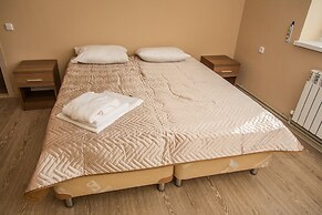 Zima Leto Apart Hotel