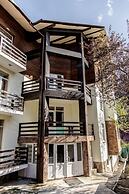 Zima Leto Apart Hotel