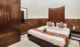 Airport Hotel J P Palace