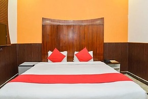 Airport Hotel J P Palace