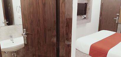 Airport Hotel J P Palace