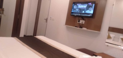 Airport Hotel J P Palace