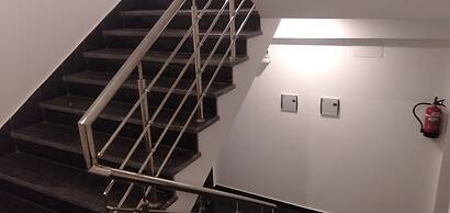 Airport Hotel J P Palace