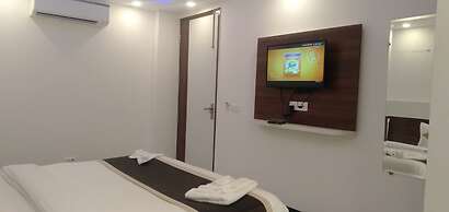 Airport Hotel J P Palace