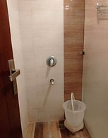 Airport Hotel J P Palace