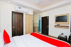 Airport Hotel J P Palace