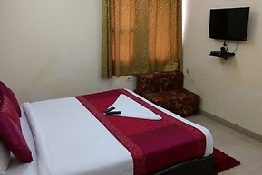 Airport Hotel J P Palace