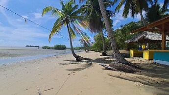 Chilly Beach Resort Palawan