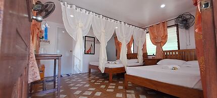 Chilly Beach Resort Palawan