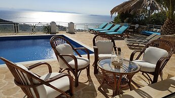 Infinity Blue Suites