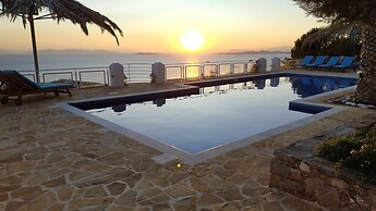 Infinity Blue Suites