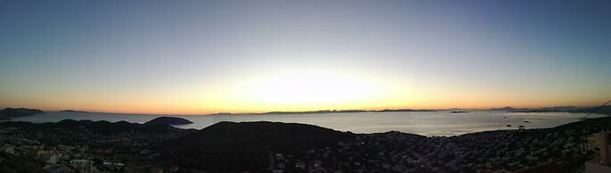 Infinity Blue Suites