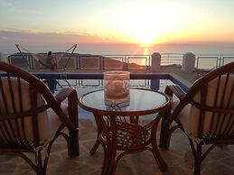 Infinity Blue Suites