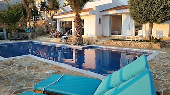 Infinity Blue Suites