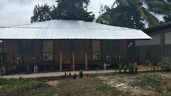 Nelmann's Nipa Huts