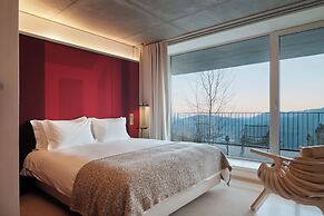 Casa de São Lourenço - Burel Panorama Hotel - Member of Design Hotels