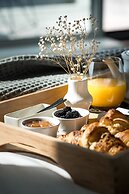 Casa de São Lourenço - Burel Panorama Hotel - Member of Design Hotels