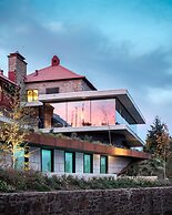 Casa de São Lourenço - Burel Panorama Hotel - Member of Design Hotels