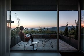 Casa de São Lourenço - Burel Panorama Hotel - Member of Design Hotels