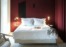 Casa de São Lourenço - Burel Panorama Hotel - Member of Design Hotels