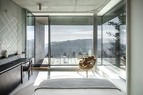 Casa de São Lourenço - Burel Panorama Hotel - Member of Design Hotels