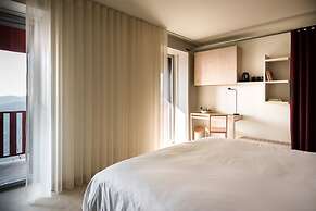 Casa de São Lourenço - Burel Panorama Hotel - Member of Design Hotels