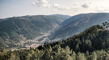 Casa de São Lourenço - Burel Panorama Hotel - Member of Design Hotels
