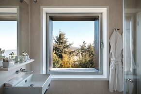 Casa de São Lourenço - Burel Panorama Hotel - Member of Design Hotels