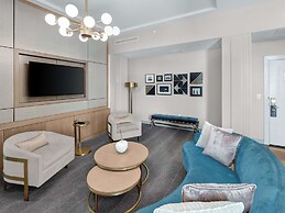 Tulsa Club Hotel, Curio Collection by Hilton