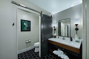 Oxford Suites Paso Robles