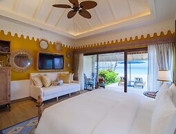 SAii Lagoon Maldives, Curio Collection by Hilton