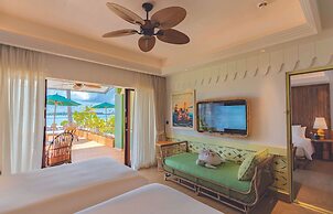 SAii Lagoon Maldives, Curio Collection by Hilton