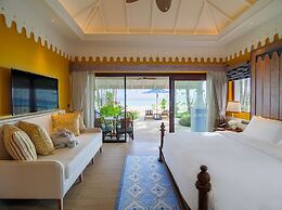 SAii Lagoon Maldives, Curio Collection by Hilton