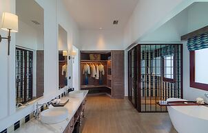 SAii Lagoon Maldives, Curio Collection by Hilton