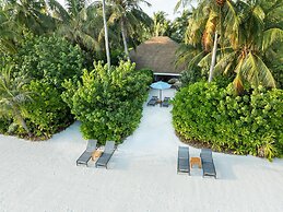 SAii Lagoon Maldives, Curio Collection by Hilton