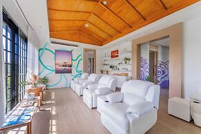 SAii Lagoon Maldives, Curio Collection by Hilton