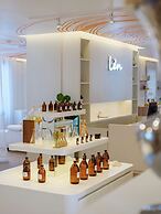 SAii Lagoon Maldives, Curio Collection by Hilton