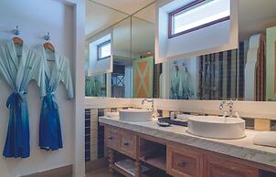 SAii Lagoon Maldives, Curio Collection by Hilton