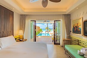 SAii Lagoon Maldives, Curio Collection by Hilton