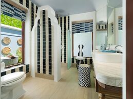 SAii Lagoon Maldives, Curio Collection by Hilton