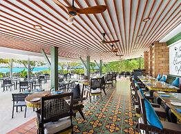 SAii Lagoon Maldives, Curio Collection by Hilton