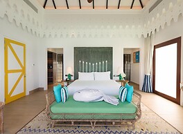 SAii Lagoon Maldives, Curio Collection by Hilton