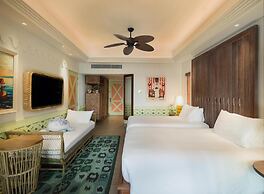 SAii Lagoon Maldives, Curio Collection by Hilton