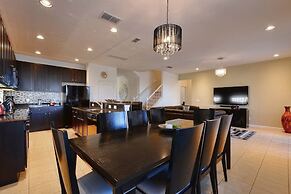 Davenport Homes in Solterra Rst by ADR