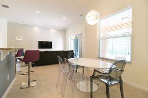 Davenport Homes in Solterra Rst by ADR